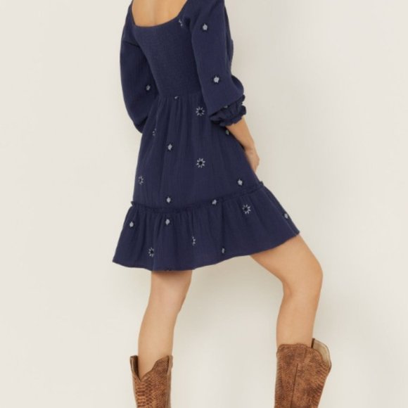 Jolt NWOT Women's Rouched Front Embroidered Navy Dress XL - Picture 2 of 16